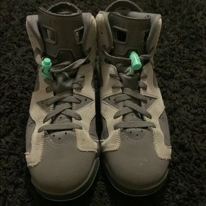 Air Jordan 6 GS Grey Green Glow